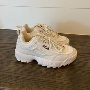 FILA Sneakers